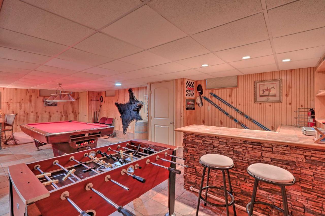 Poconos Home With Game Room Walk To Lake Harmony! Exteriör bild