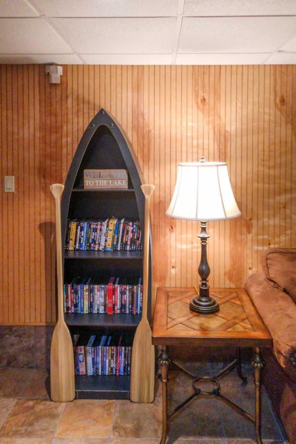 Poconos Home With Game Room Walk To Lake Harmony! Exteriör bild